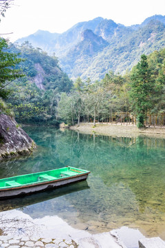 龙湾潭