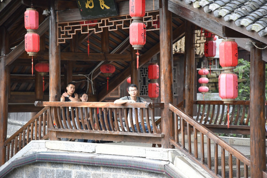 自然风景木桥