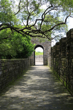 莲花山 古城墙