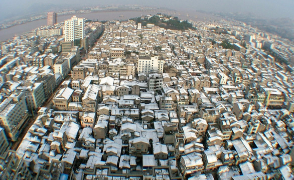 大雪覆盖城区