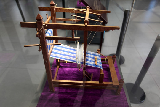 丝绸 丝绸博物馆 织布机