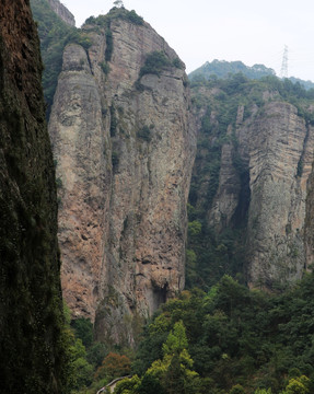 险峻雁荡山