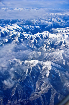 西藏雪山