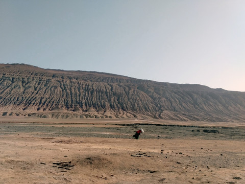 新疆火焰山 赤褐砂岩地貌