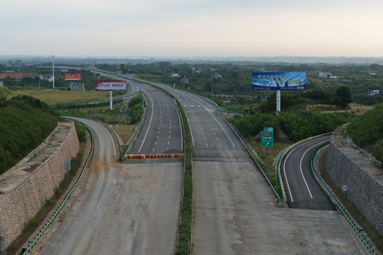高速公路 宜张高速