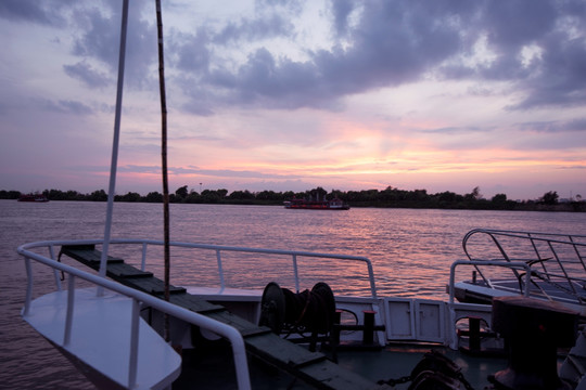 夕阳 晚霞 海面