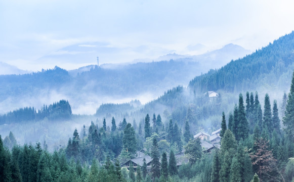 水墨山水云海