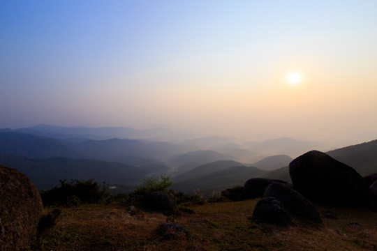 五皇山 云海群山 日出