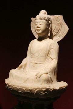 唐代汉白玉雕的佛坐像