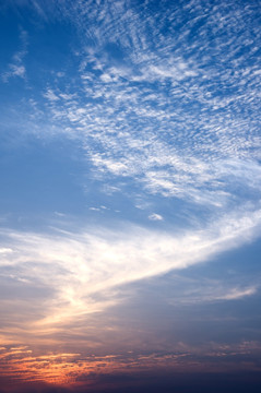 天空晚霞