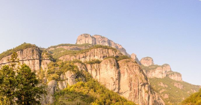 崖下库风景区山景