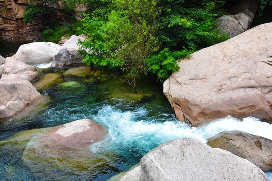 山泉水