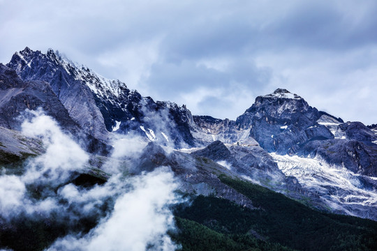 玉龙雪山