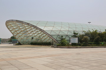 南昌高铁西站玻璃穹顶