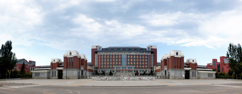 晋中学院