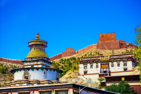 西藏日喀则白居寺 西藏宗教建筑