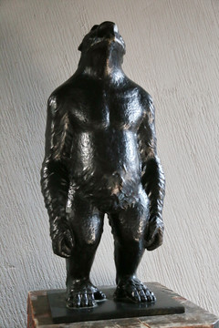 黑猩猩的雕像