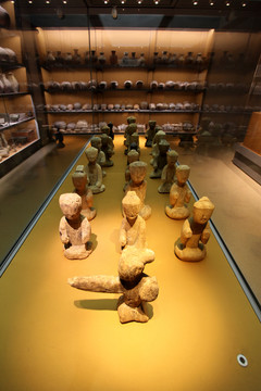 南京博物院 陶俑