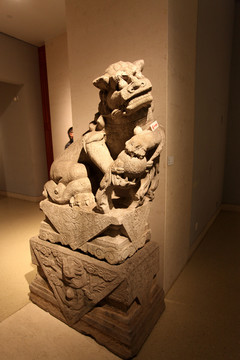 南京博物院 雕塑 狮子 圆雕