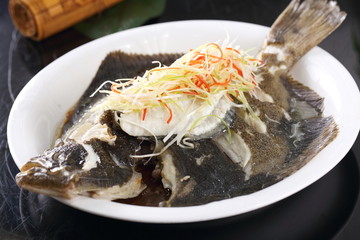 清蒸多宝鱼