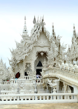 泰国清莱白庙