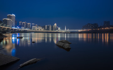 沙滨路夜景