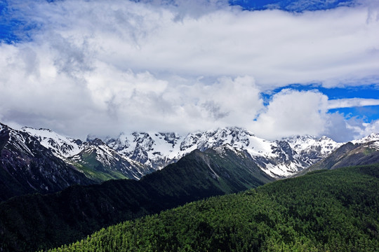 高山 群山 山峰 山脉