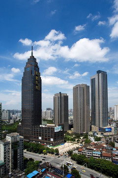 新华路CFD竖构图
