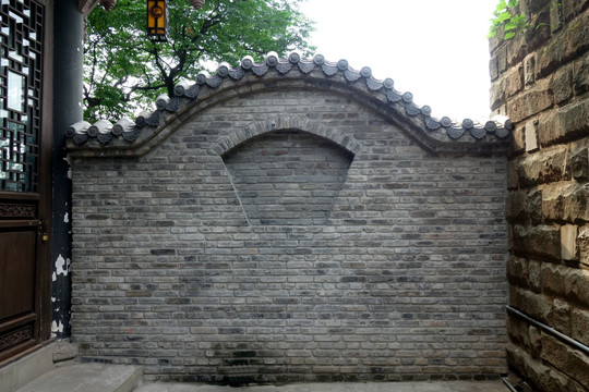 琉璃瓦 青砖墙