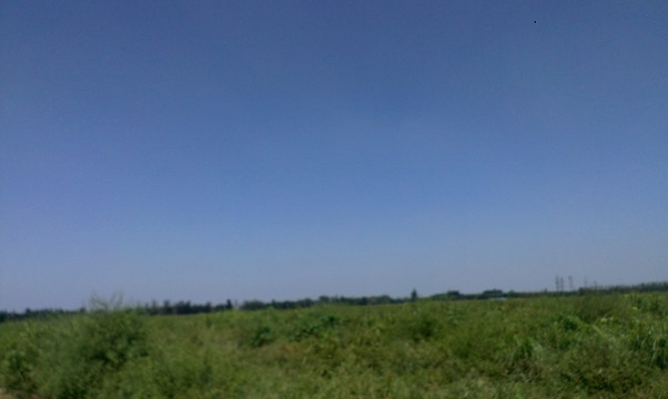 湛蓝天空