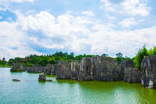 山水石林