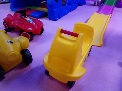 儿童玩具车 游乐设施 有轨玩具