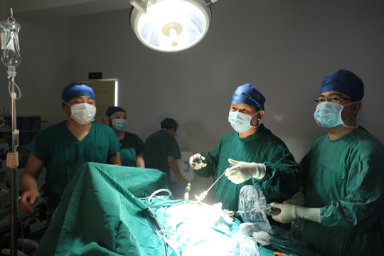 腹腔镜手术