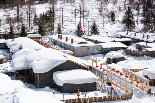 雪后山村