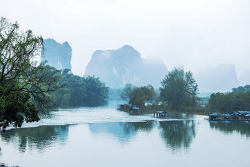 水墨遇龙河