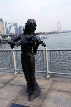 苏州 雕塑 小提琴