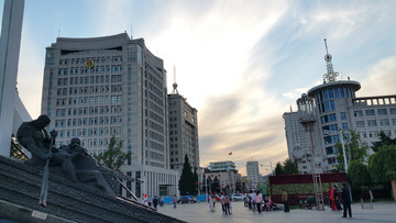 丹东 鸭绿江边 建筑