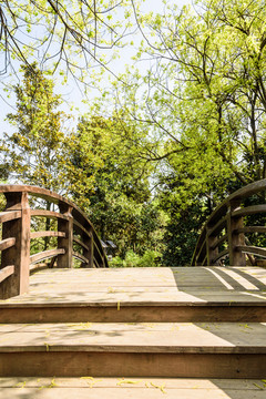 西湖周边木桥