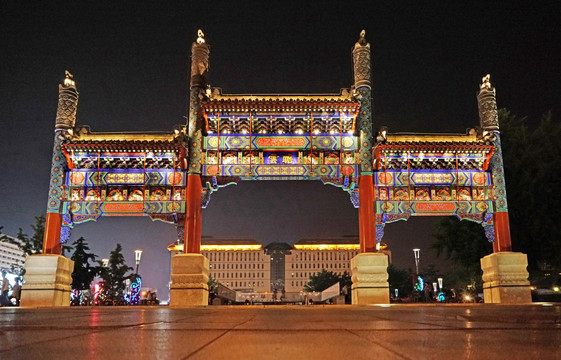 北京西单文化广场牌楼