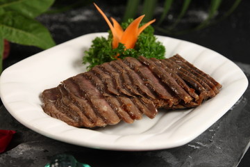 酱牛肘