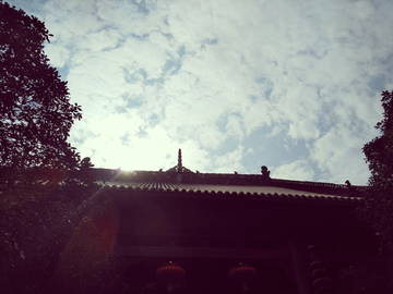 逆光天空