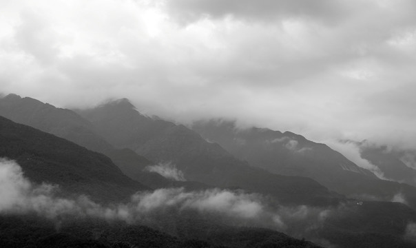 水墨山川