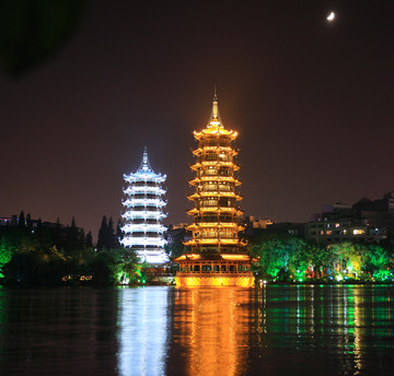 桂林日月双塔文化公园
