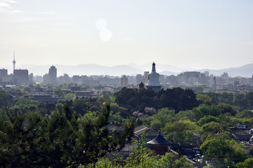 北海白塔 西山