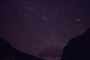 云南香格里拉虎跳峡夜晚风景