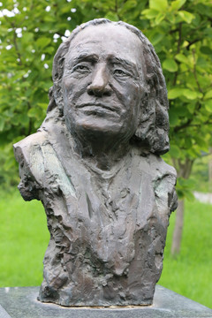 匈牙牙利钢琴家李斯特铜雕
