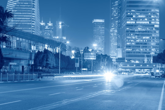 城市道路夜景