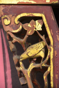 中式家具传统金漆木雕 花鸟