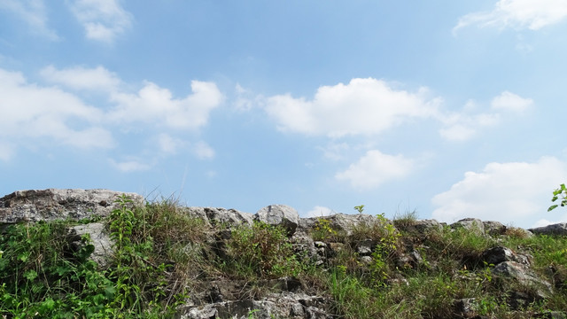 城墙遗迹
