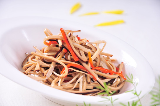 香干拌菌丝